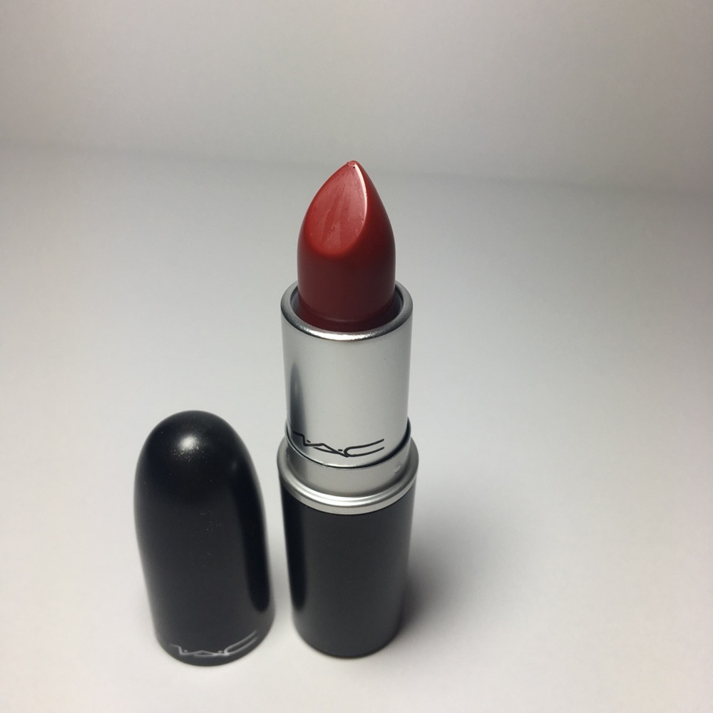 Russian Red MAC Cosmetics Lipstick FINAL DROP