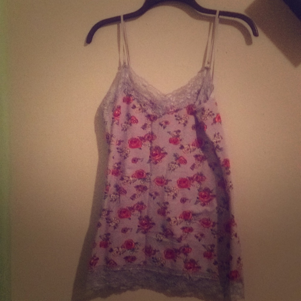 Gray shirt with Rose