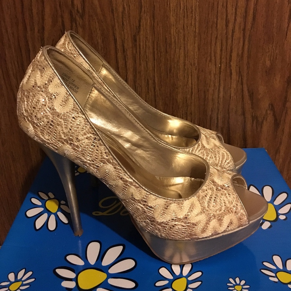 Nude Glitter Peep Toe High Heels Size 6