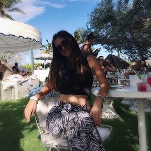 Meet your Posher, Valentina