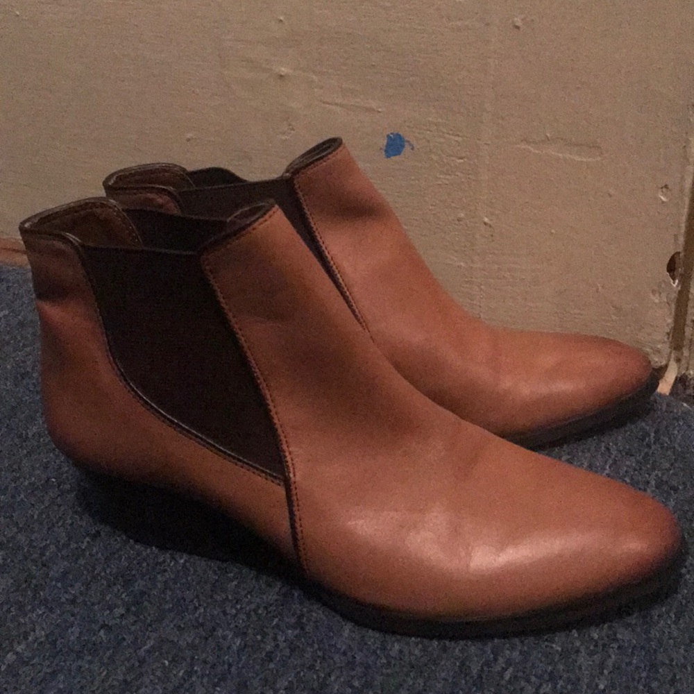 Franco Sarto leather Chelsea boots