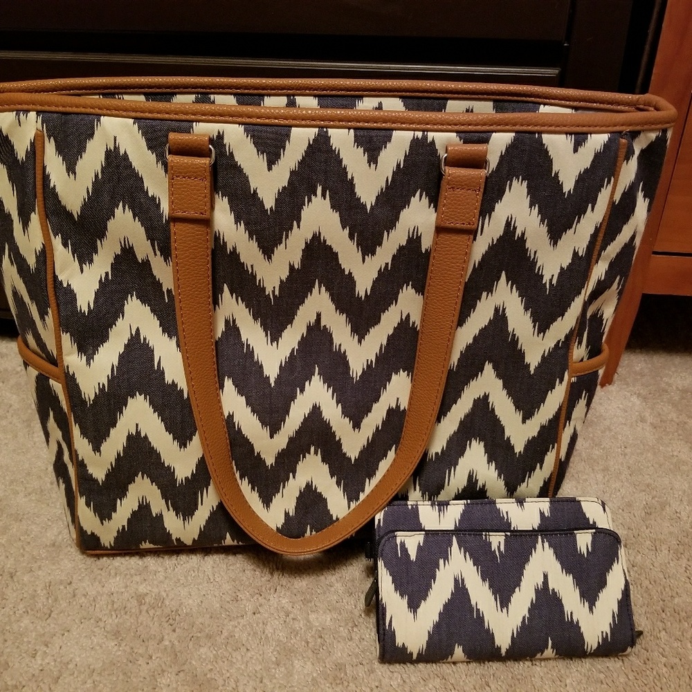 Chevron Diaper Bag and Matching Wallet.