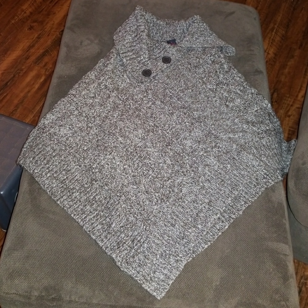 Knitted pancho