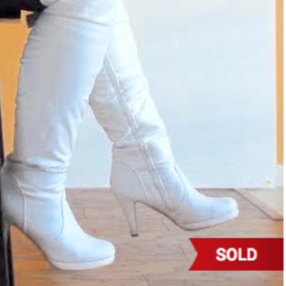 🚫SOLD🚫 White Thigh High Boots Faux Leather