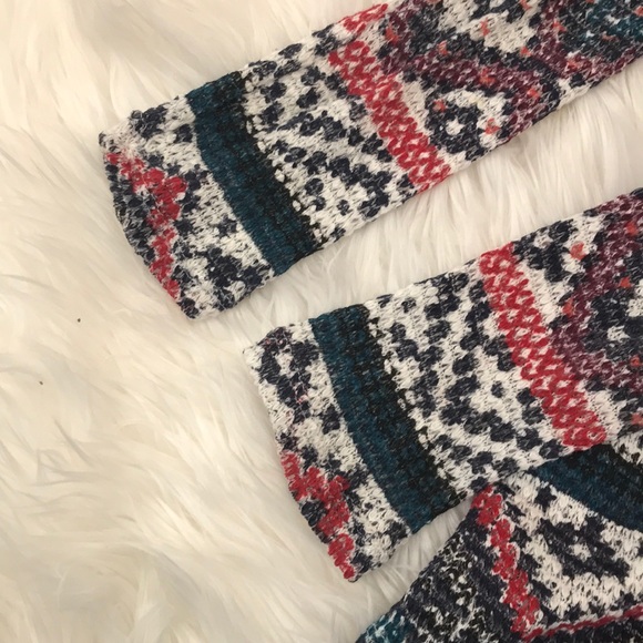 Colorful sweater - Picture 3 of 7