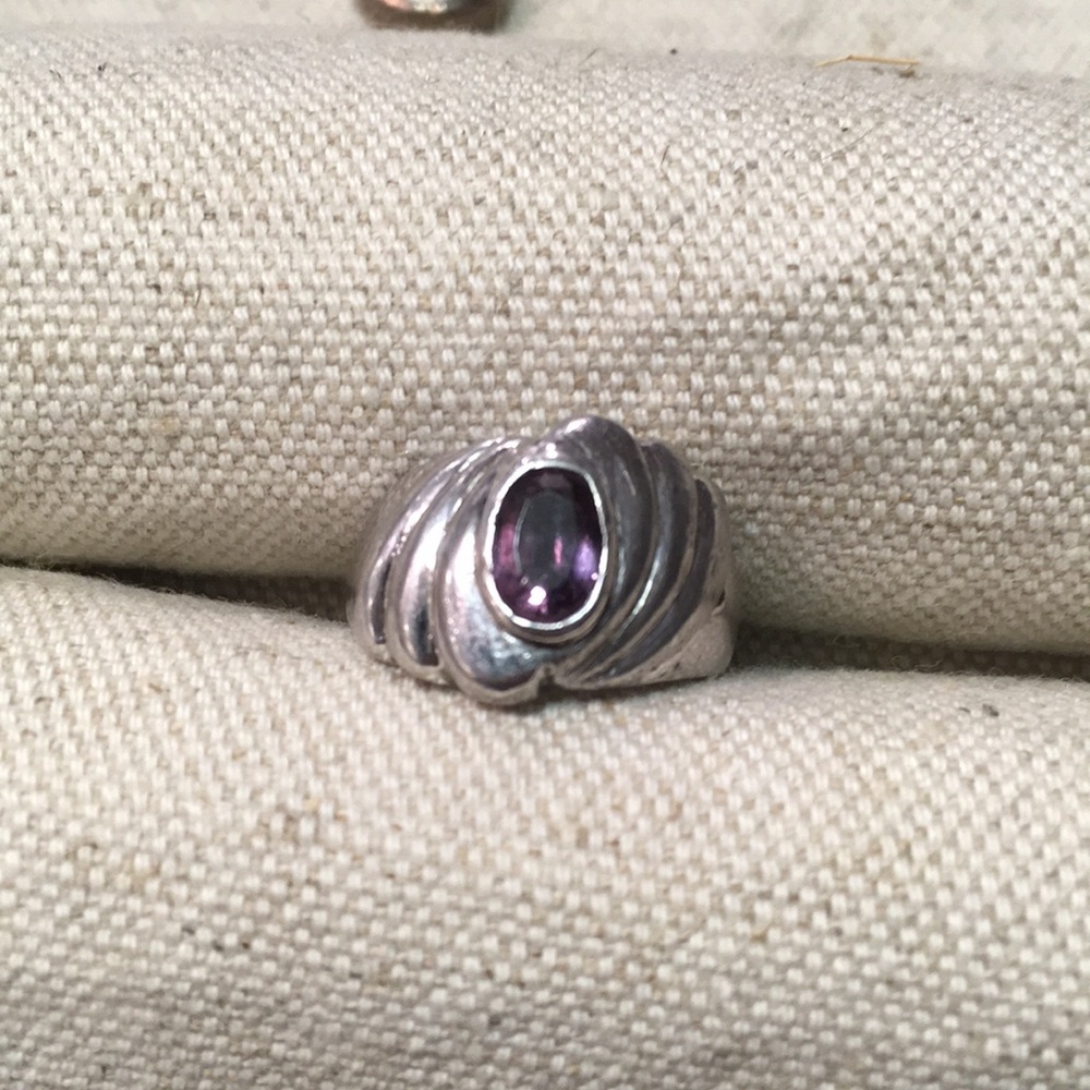 Sterling Silver & Amethyst Ring Size 5?