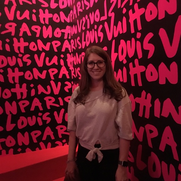 Meet the Posher - Picture 2 of 5