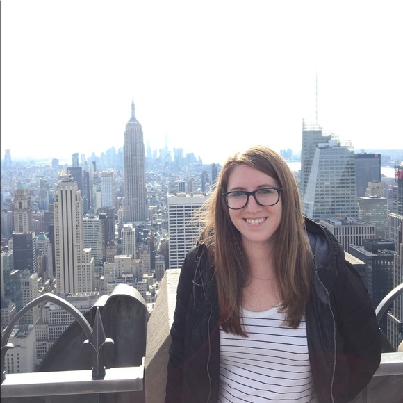 Meet the Posher - Picture 3 of 5