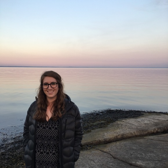 Meet the Posher - Picture 4 of 5