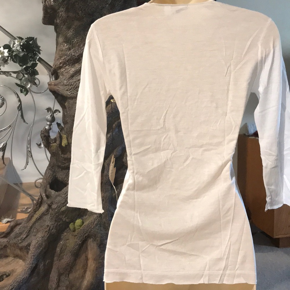 NEW Embroidered Top - Picture 2 of 4