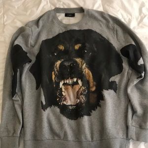 Givenchy sweatshirt (Rottweiler)