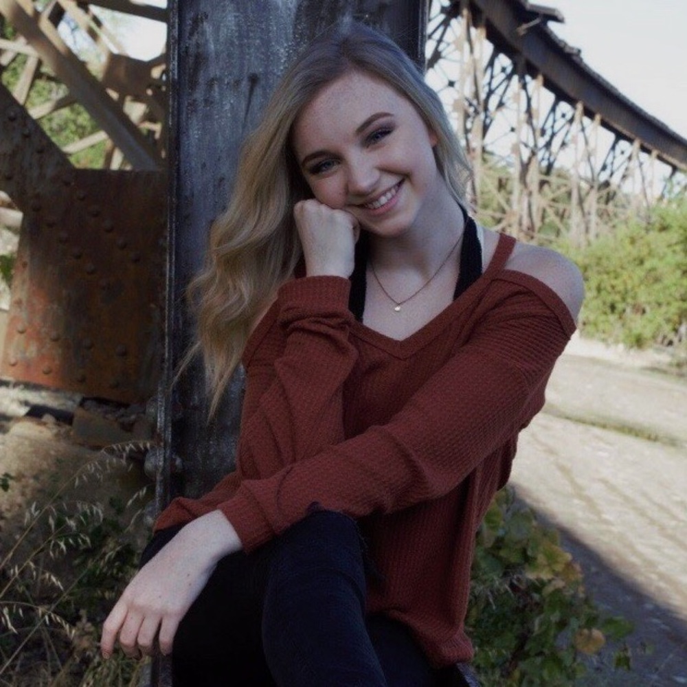 Meet your Posher, Samantha