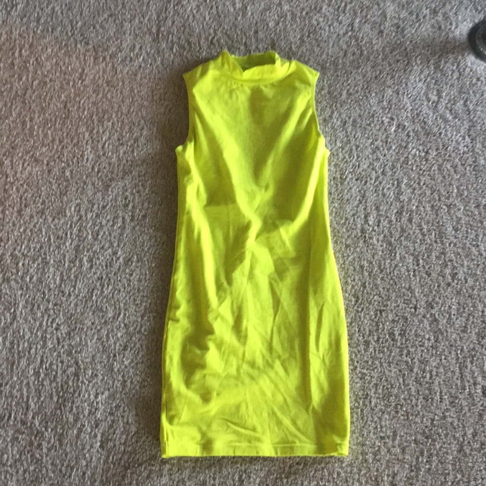 Open back tube dress