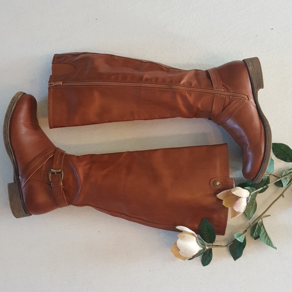 DE Blossom Collection Shoes - Tan Faux Leather Boots EUC