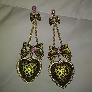 Betsey johnson earings