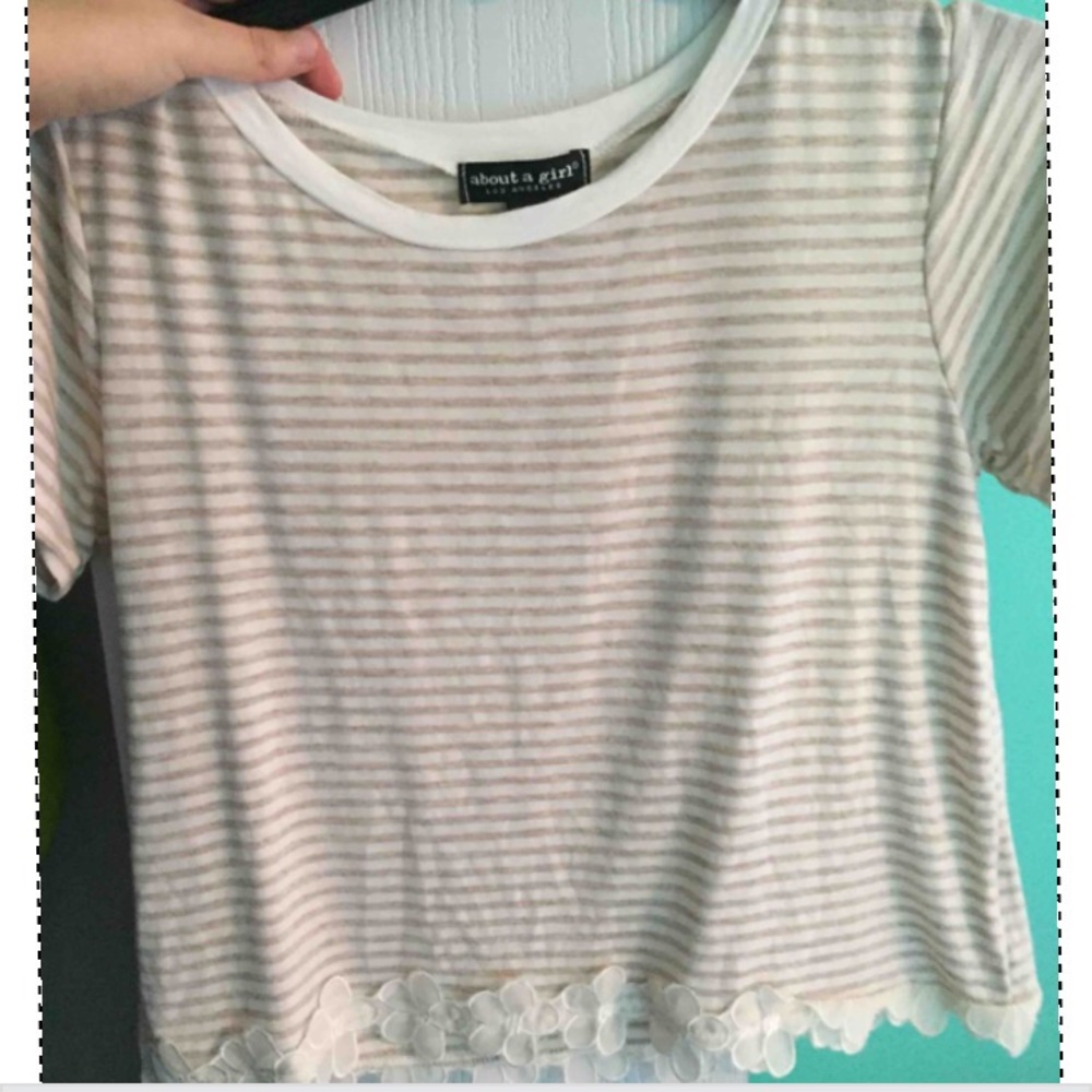 Striped lace trim crop top