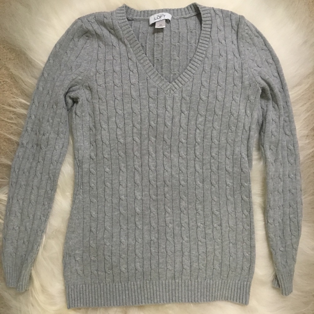 LOFT cable knit v-neck sweater XS
