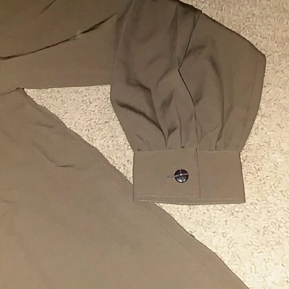 Nwot Susan Graver blouse - Picture 2 of 7