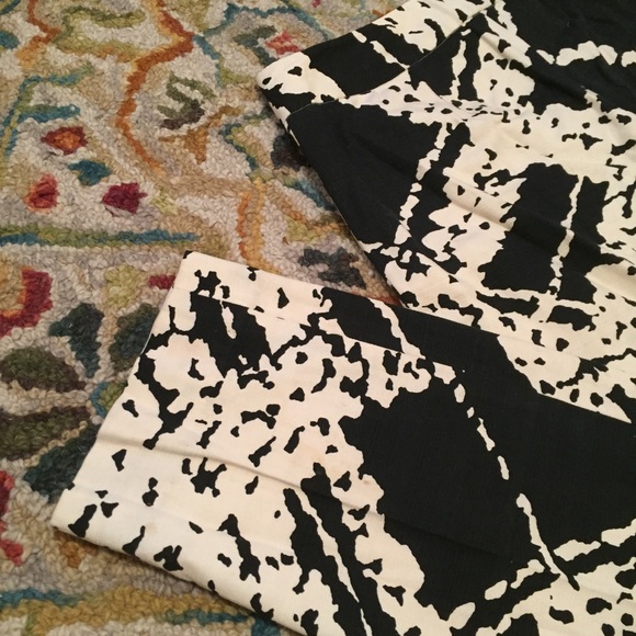 Beth Bowley Graphic Pants In Size 2 - Picture 6 of 6