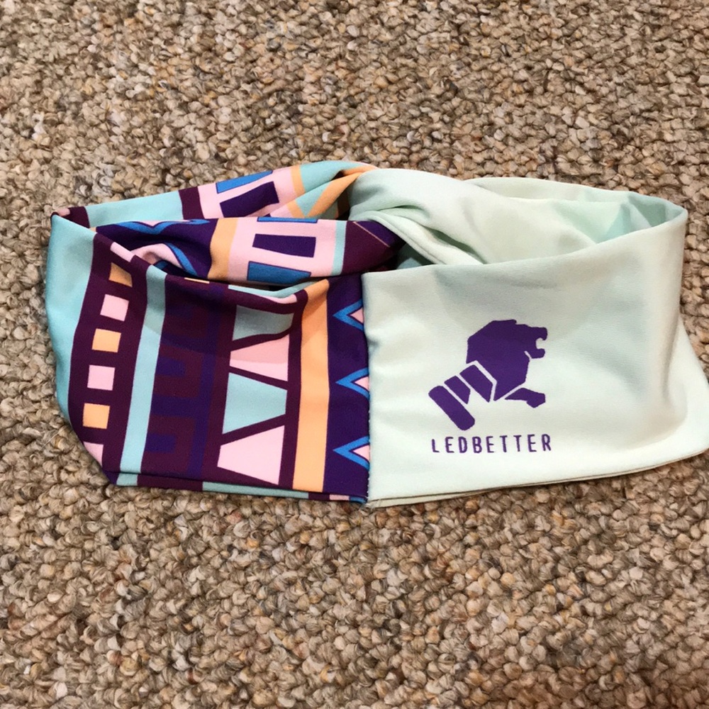 Ledbetter headband