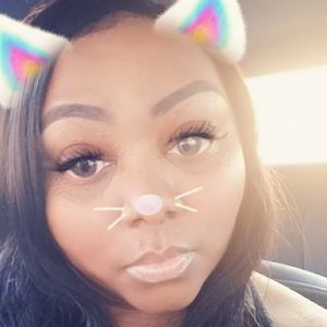 Meet your Posher, Felicia