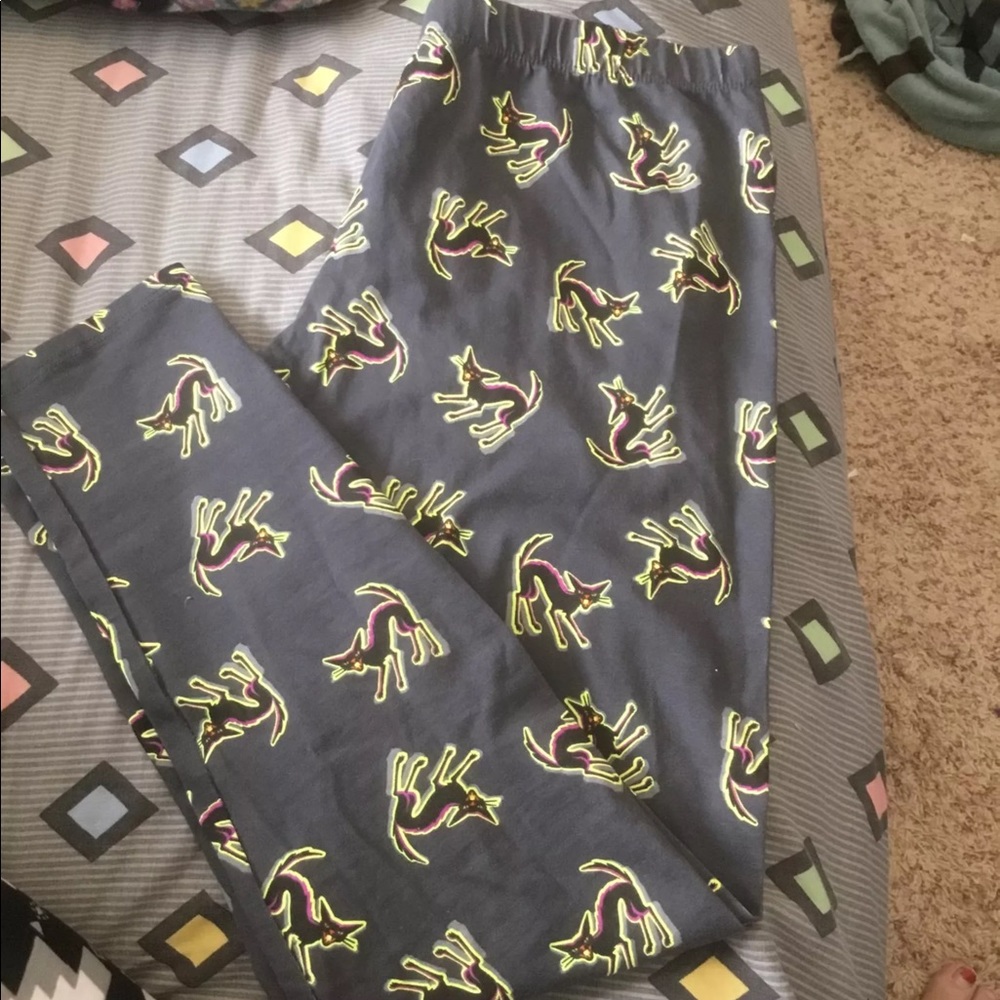 Black cat leggings