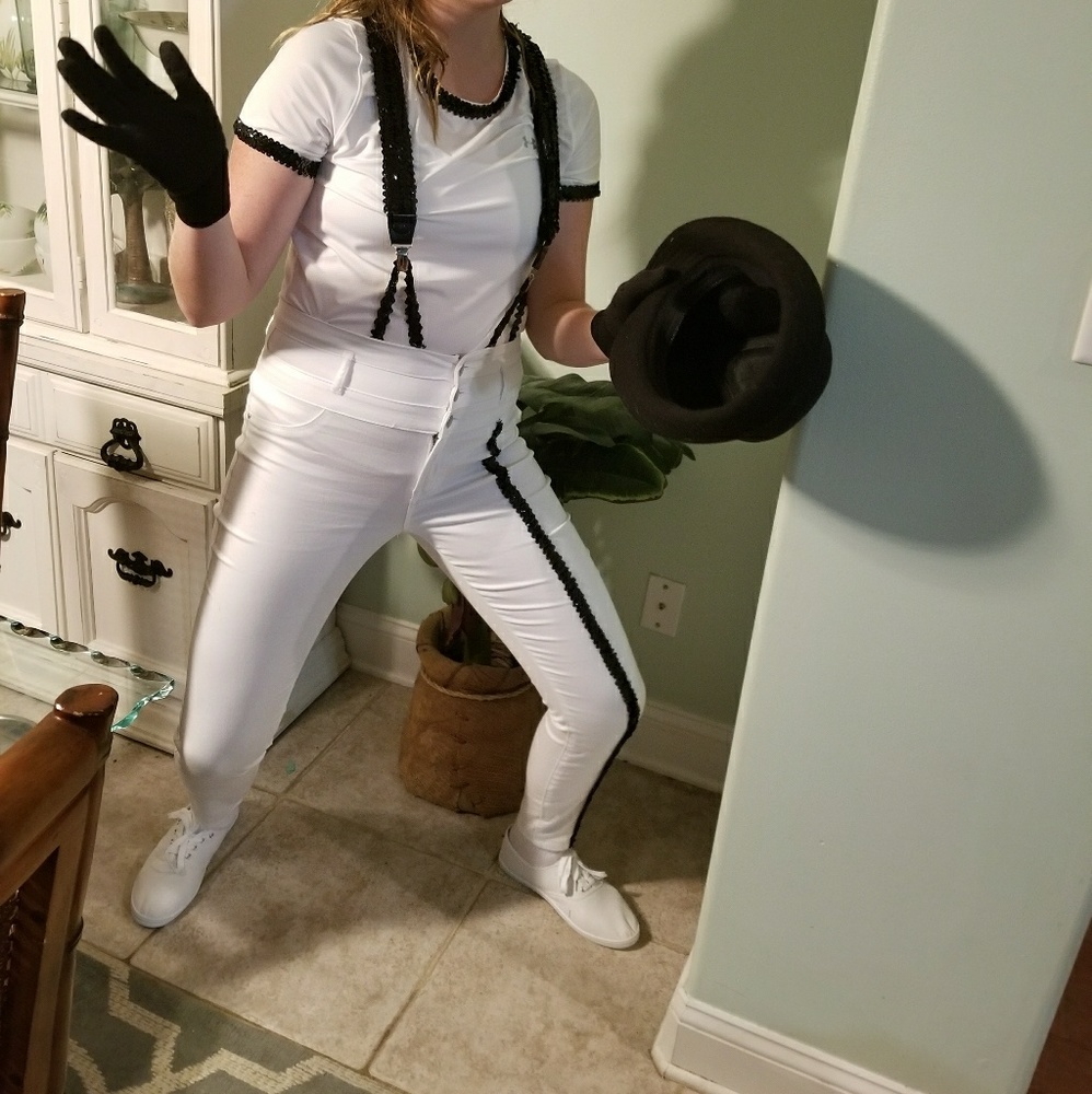 Blue coats outfit