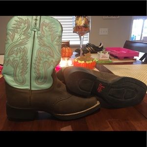 Justin Gypsy Boots *like new!*