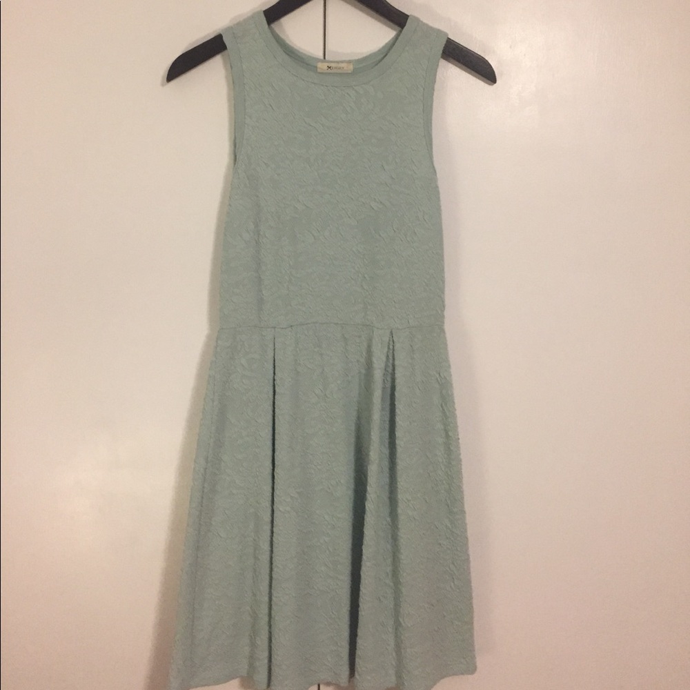 Mint green dress!
