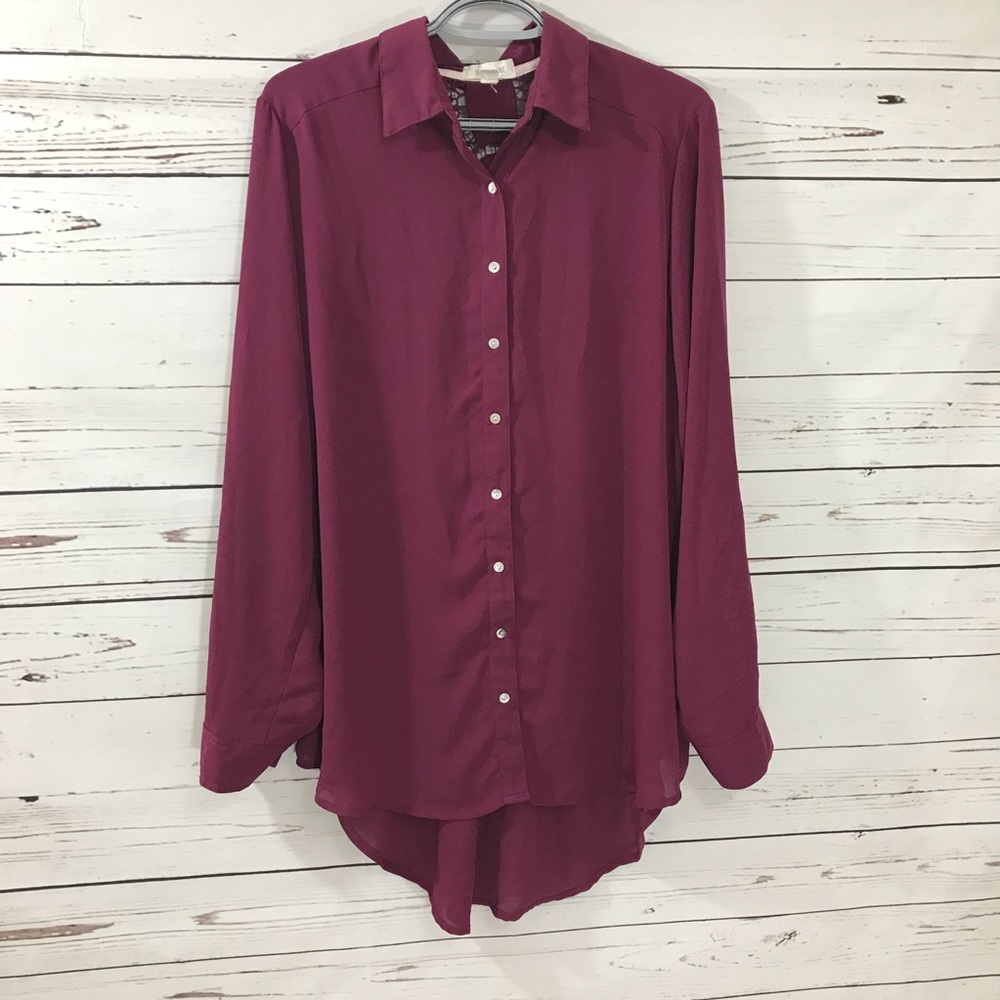 Taylor & Sage Button Up Blouse