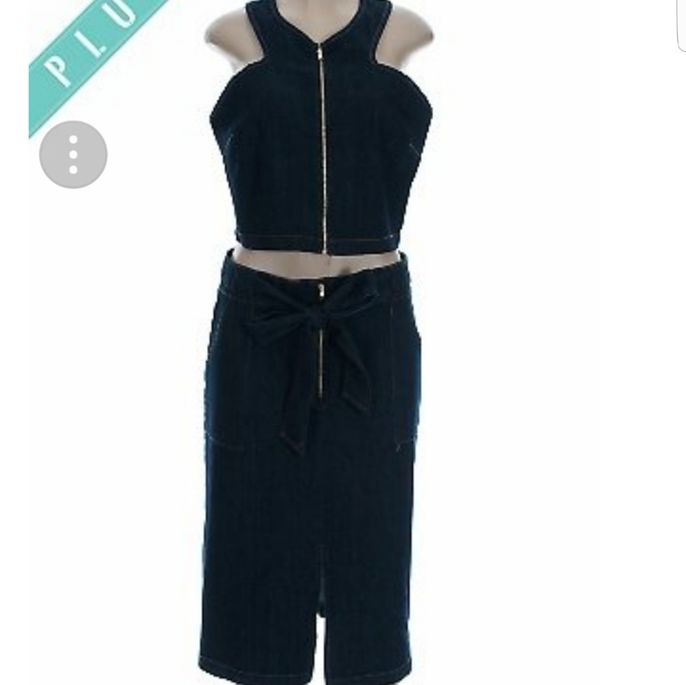Clothing - Picture 2 of 4
