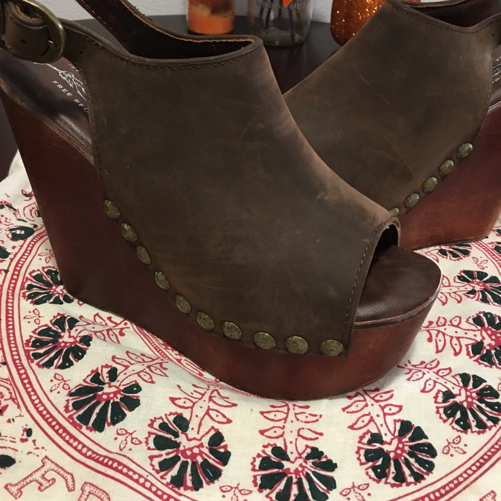 SOLD Jefferey Campbell x Free People Olivia Wedges - Picture 2 of 6
