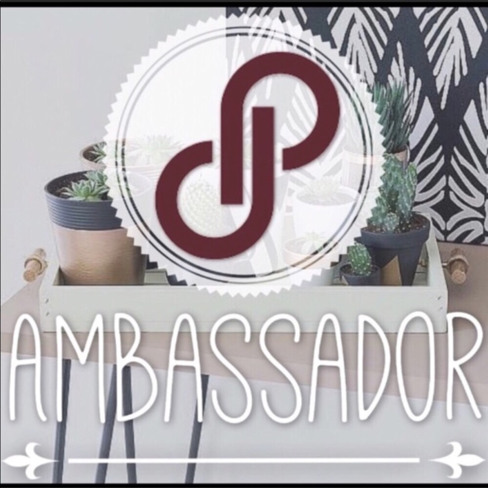 I’m a Poshmark Ambassador!!