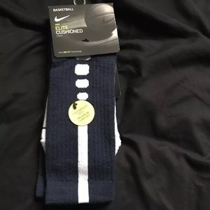 Brand new UNISEX crew Nike Elite socks