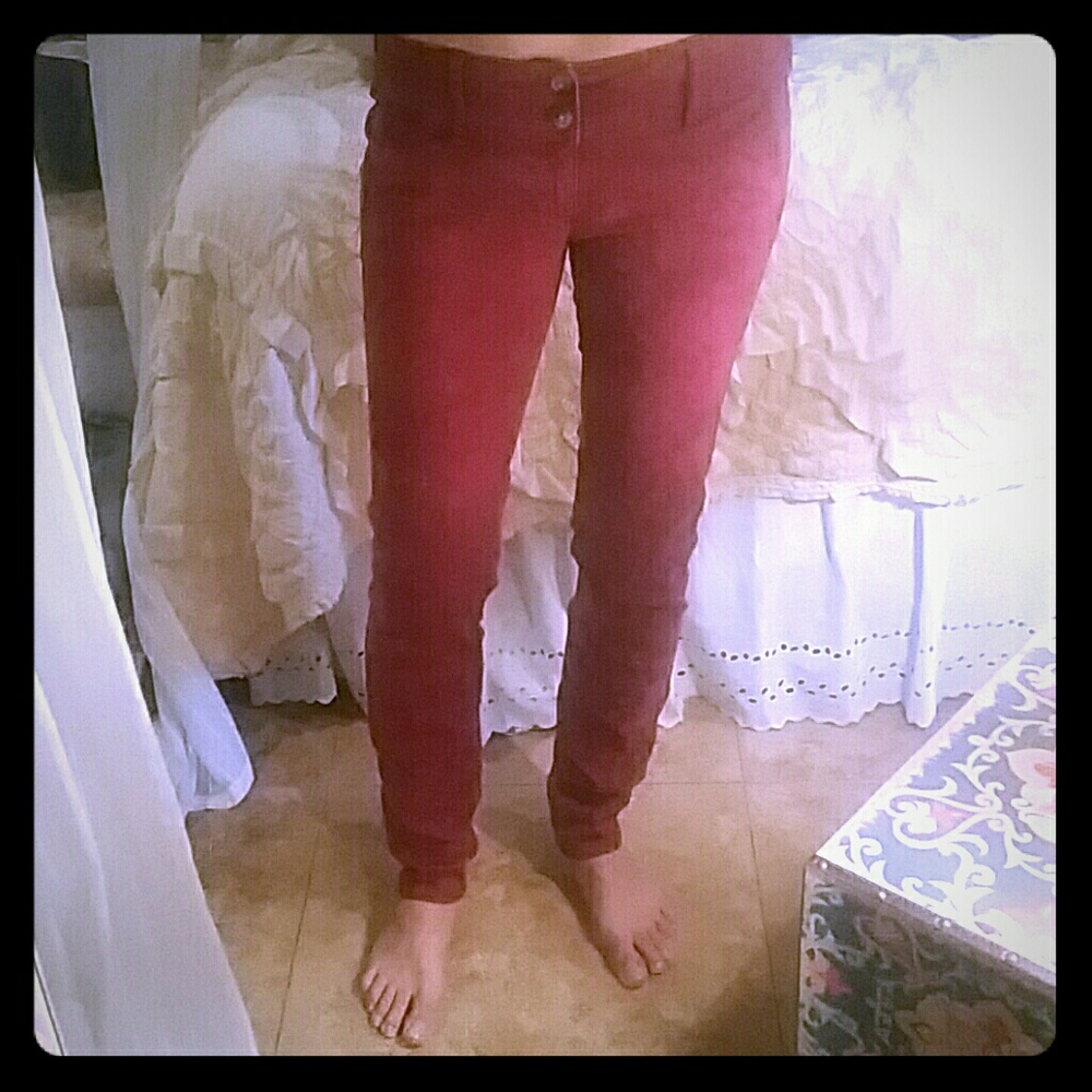 American Eagle dark red/maroon khakis