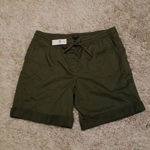 Rolled Bermuda Shorts Knee Length Loose Fit