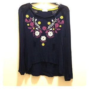 Altar’d State Long sleeve blouse