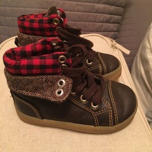 Gap toddler boys boots - size 6