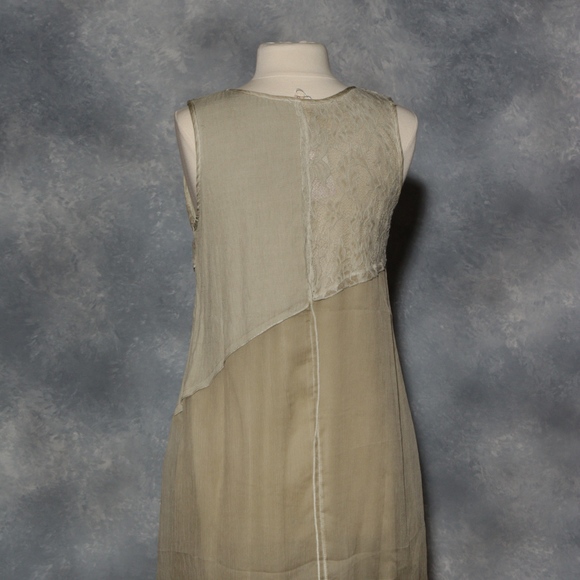 Pretty Angel - Picture 2 of 2