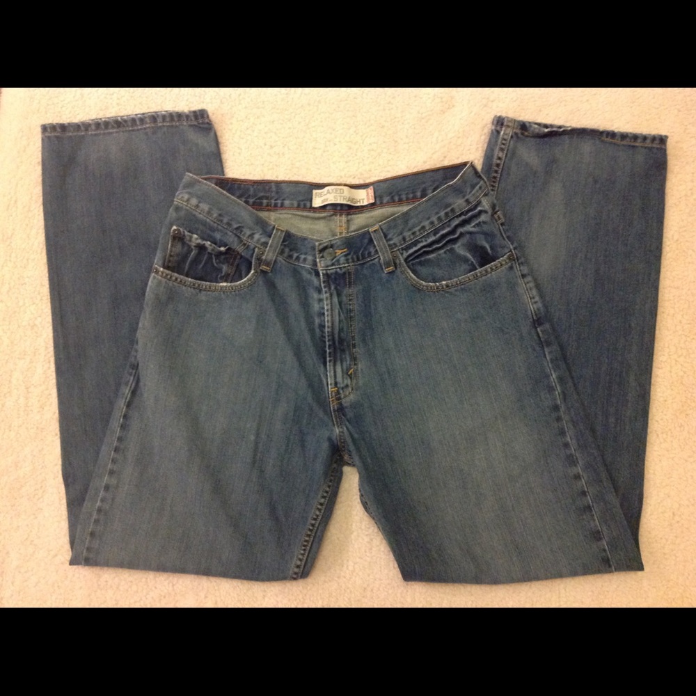 Levi's 559 men's jeans.