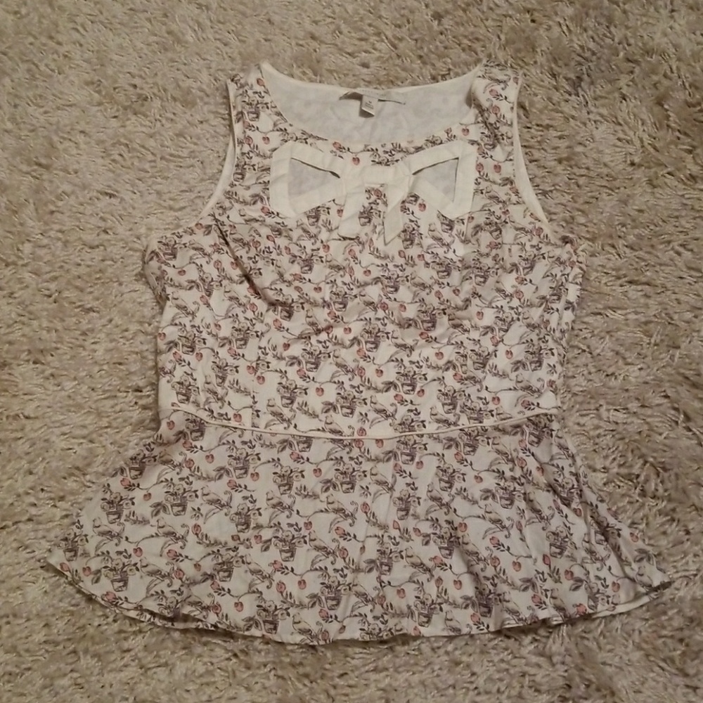 Keyhole Peplum Zipper-side Lauren Conrad Top