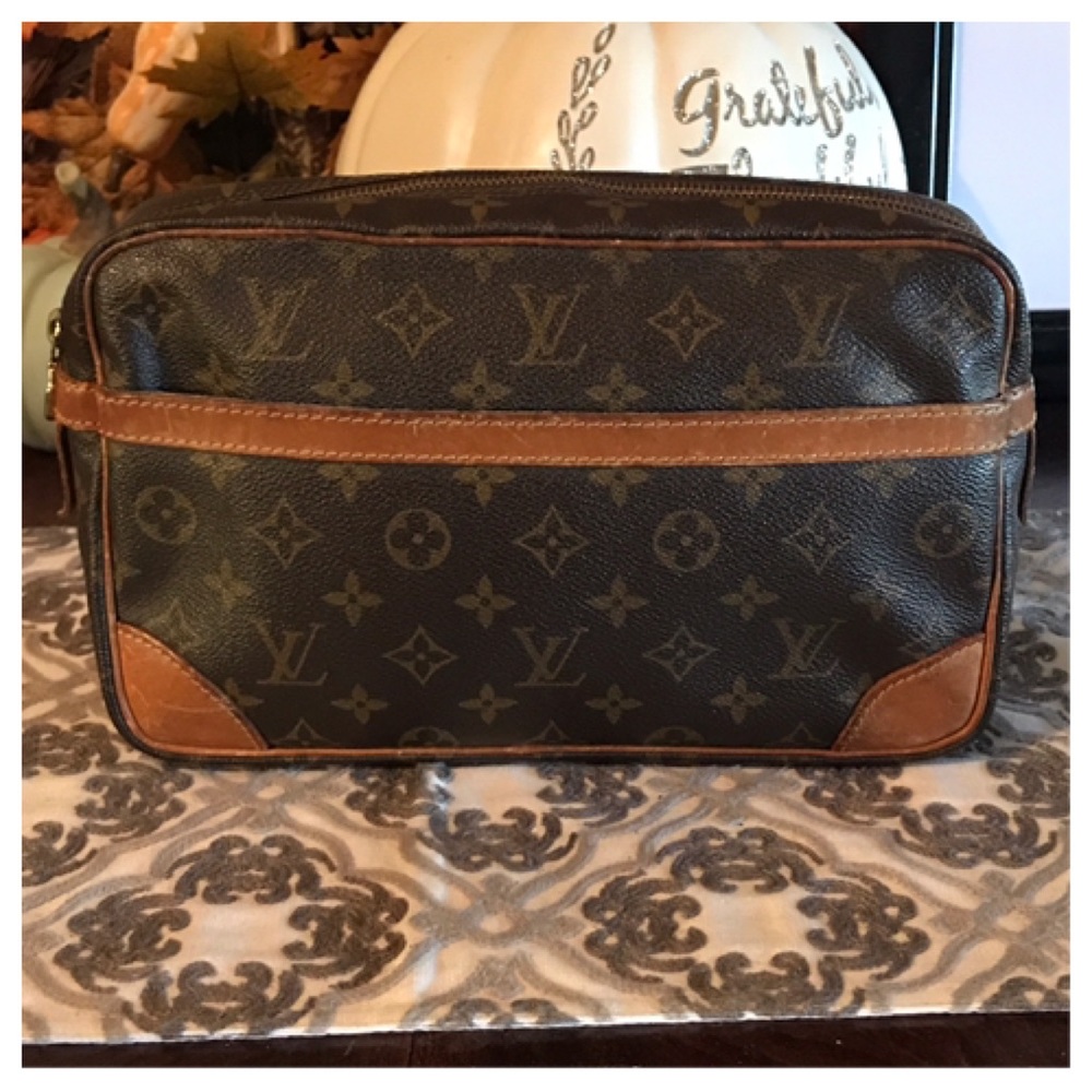 Authentic Louis Vuitton Compiegne 28 Clutch