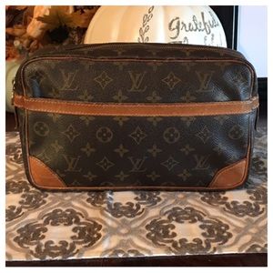 Authentic Louis Vuitton Compiegne 28 Clutch