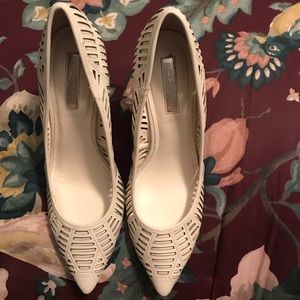 BCBG Lazer Cut White Heel 👠