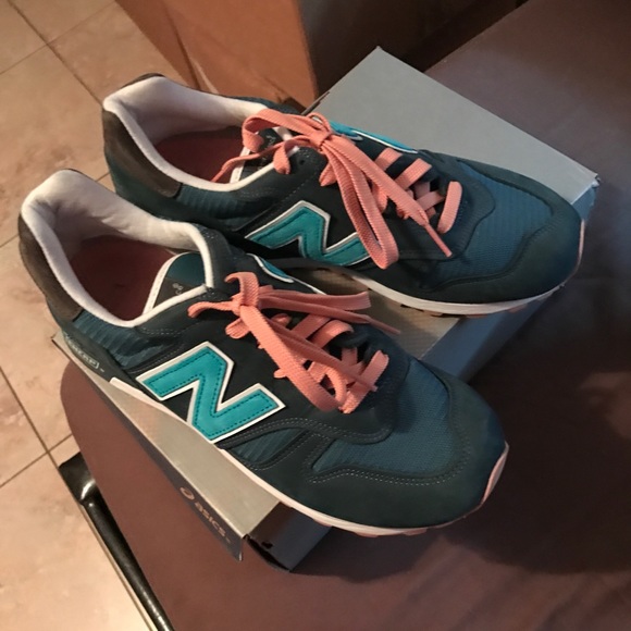 Ronnie Fieg x New Balance Salmon Sole size 8 - Picture 1 of 3