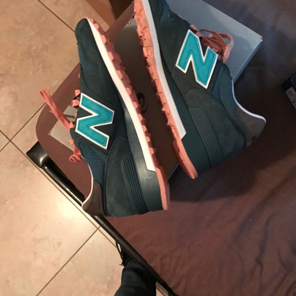 Ronnie Fieg x New Balance Salmon Sole size 8 - Picture 3 of 3