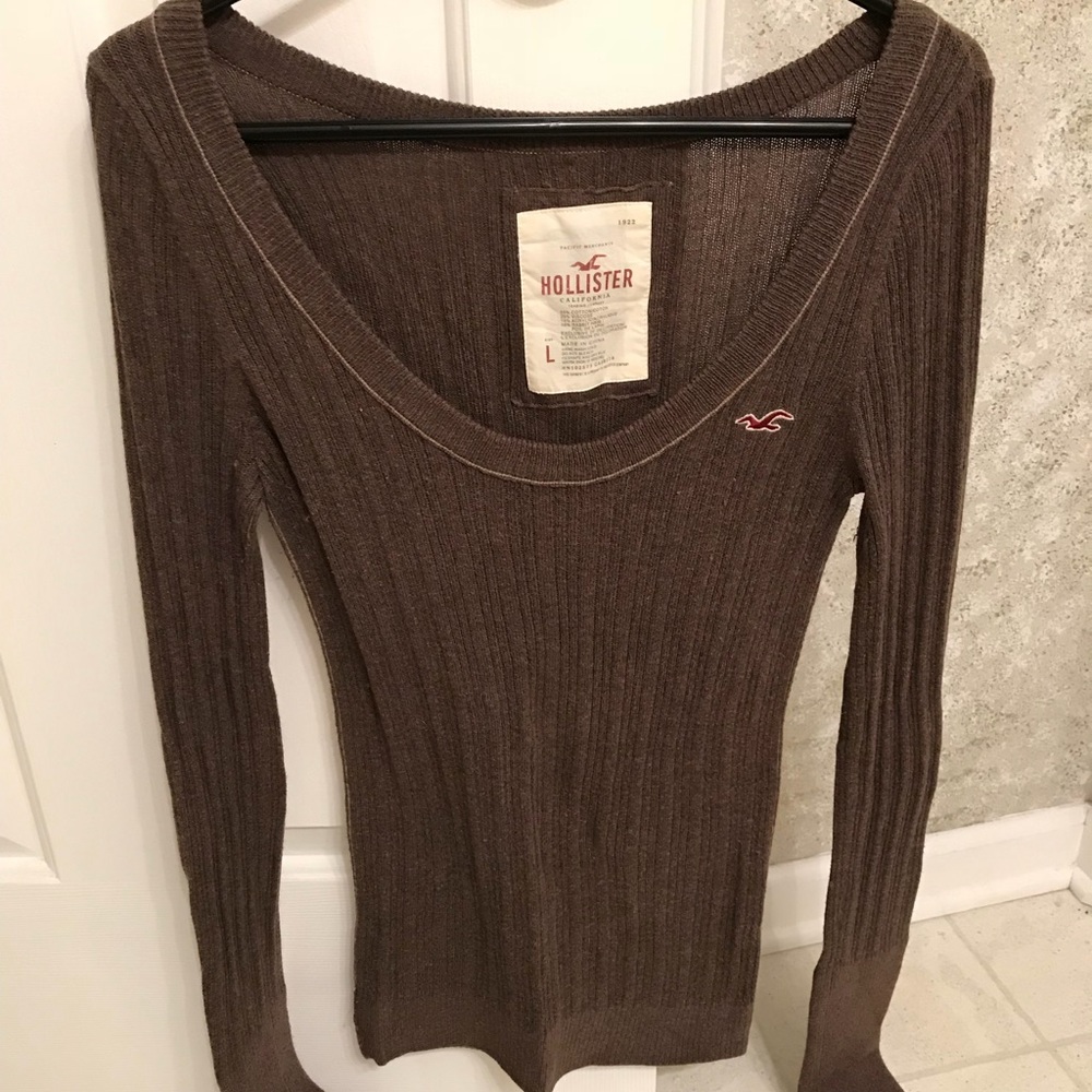 Hollister sweater