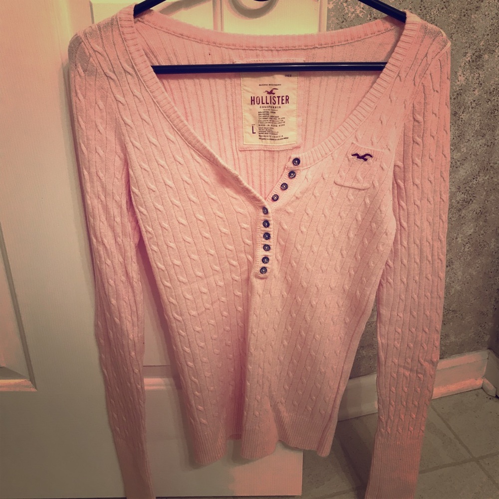 Hollister sweater