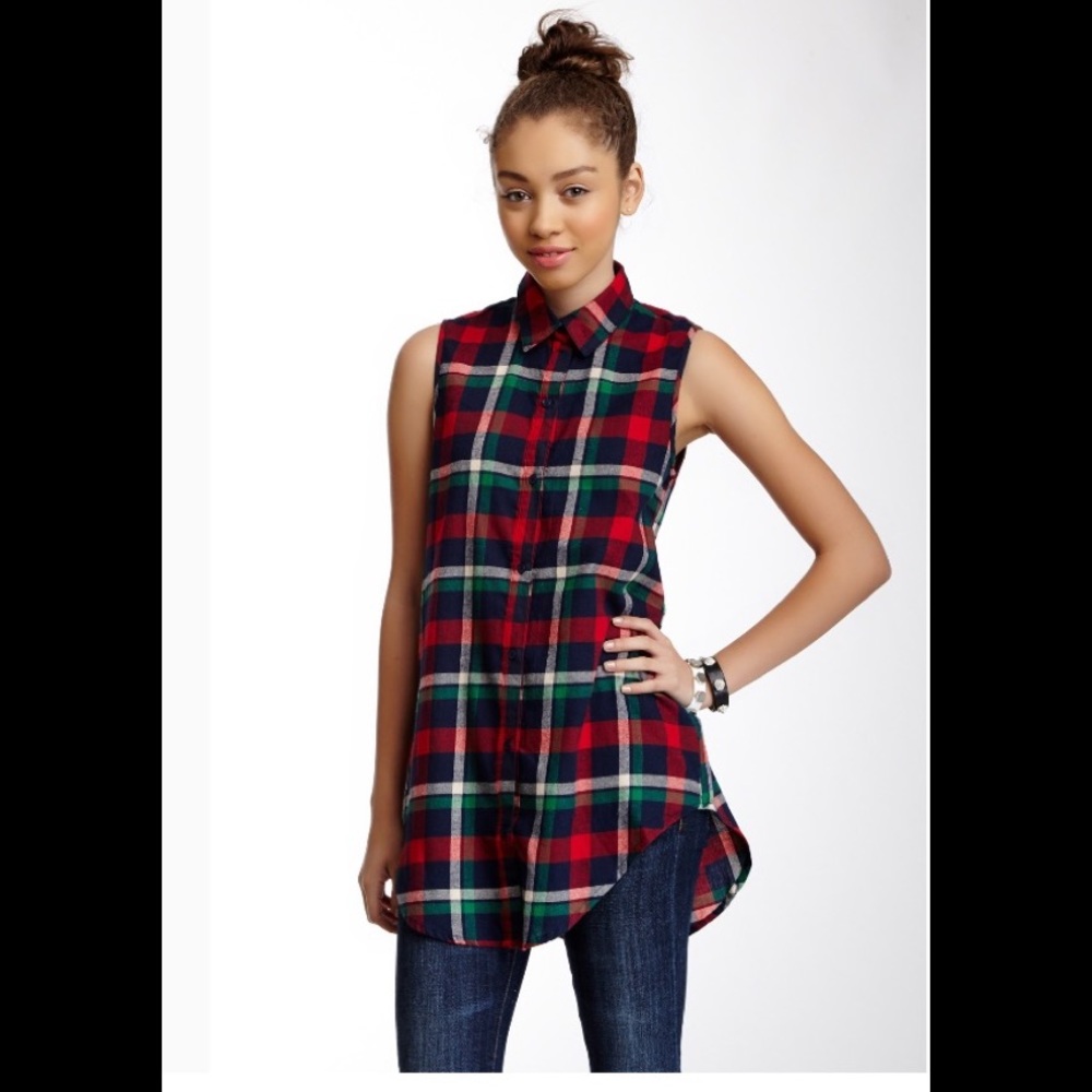 Elodie sleeveless plaid button down shirt