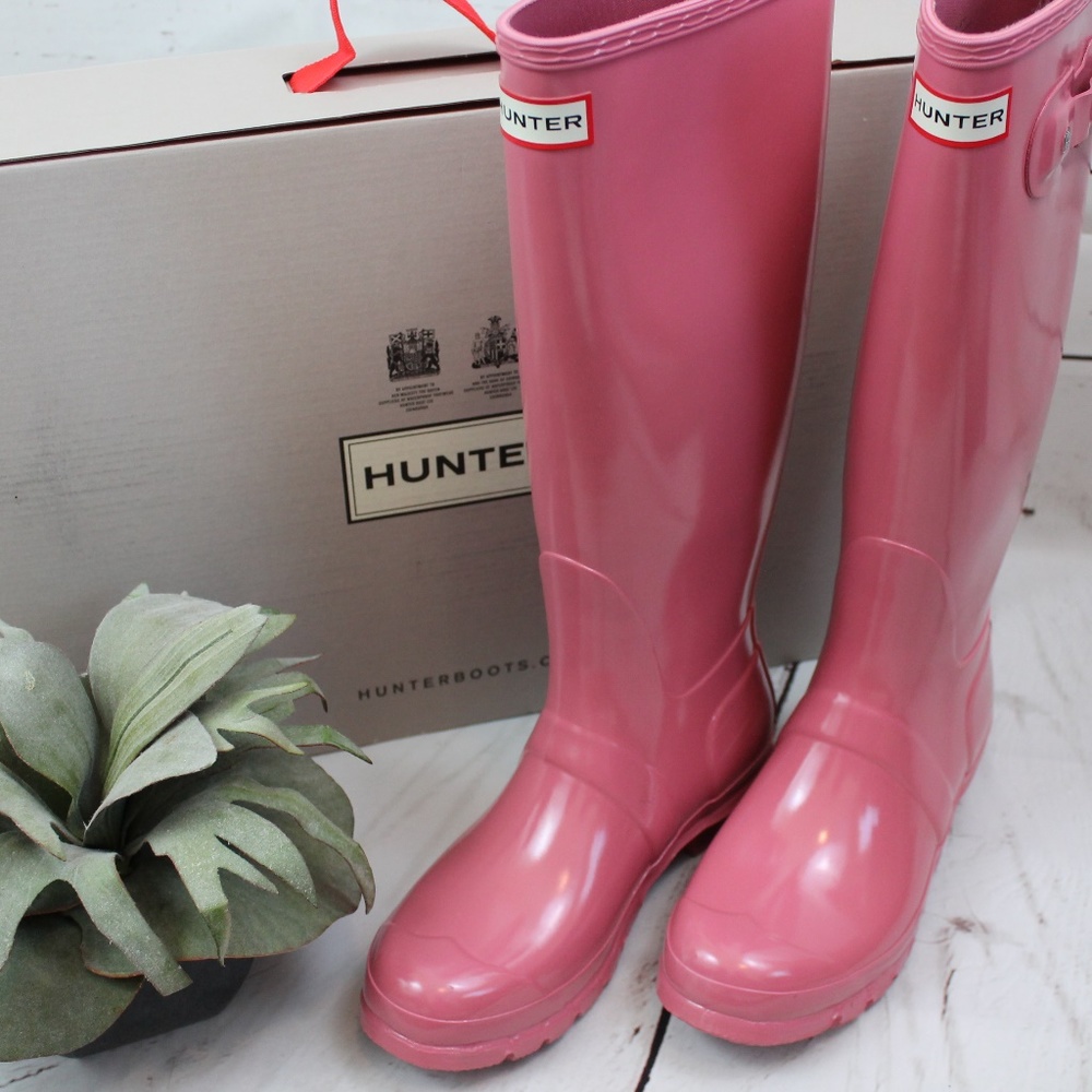 HUNTER RAIN BOOTS
